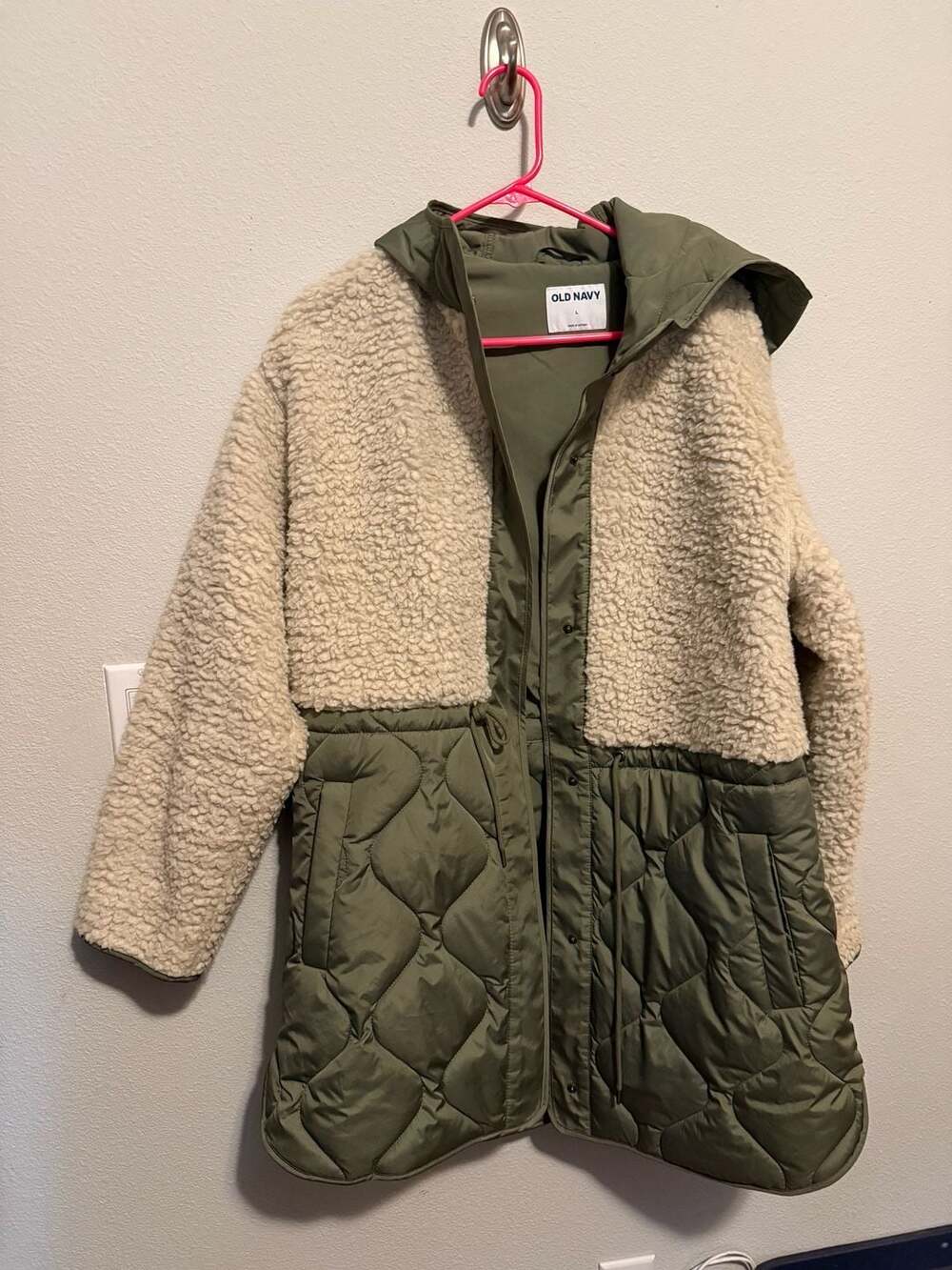 Old Navy Women's Hooded Sherpa and Quilted Hybrid Long Jacket - Olive Green/Crea